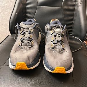 Hoka One One Gaviota 3 Men’s 12D Charcoal Gray Ombré Blue